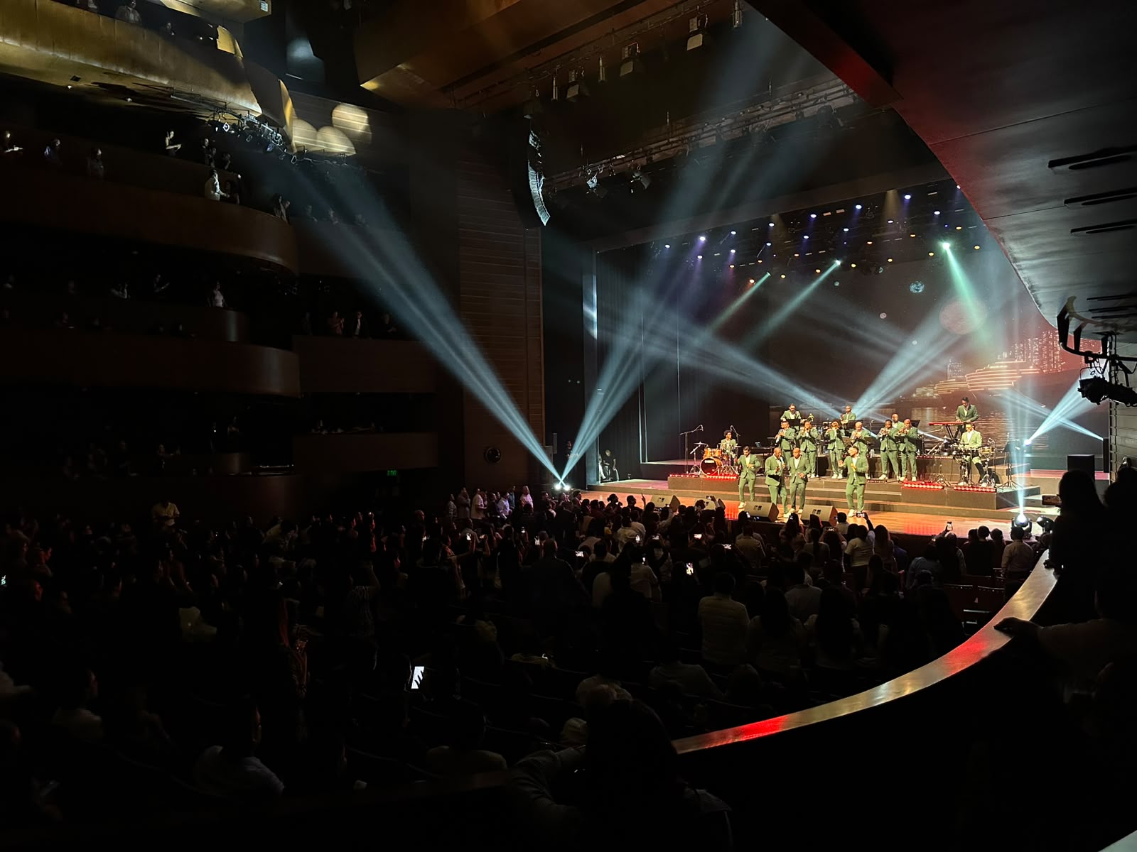GRUPO NICHE REVOLUCIONÓ EL GRAN TEATRO NACIONAL CON SHOW ÍNTIMO A LLENO TOTAL